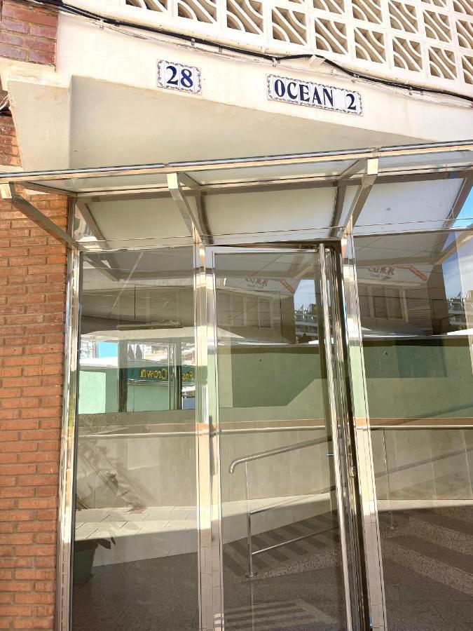 Apartamento Ocean 2 By Gestaltur Benidorm Bagian luar foto